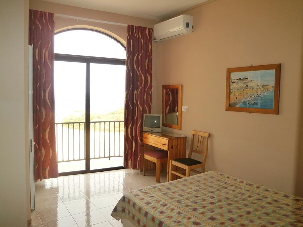 Sunset Seaview Accommodation Marsalforn Exterior foto
