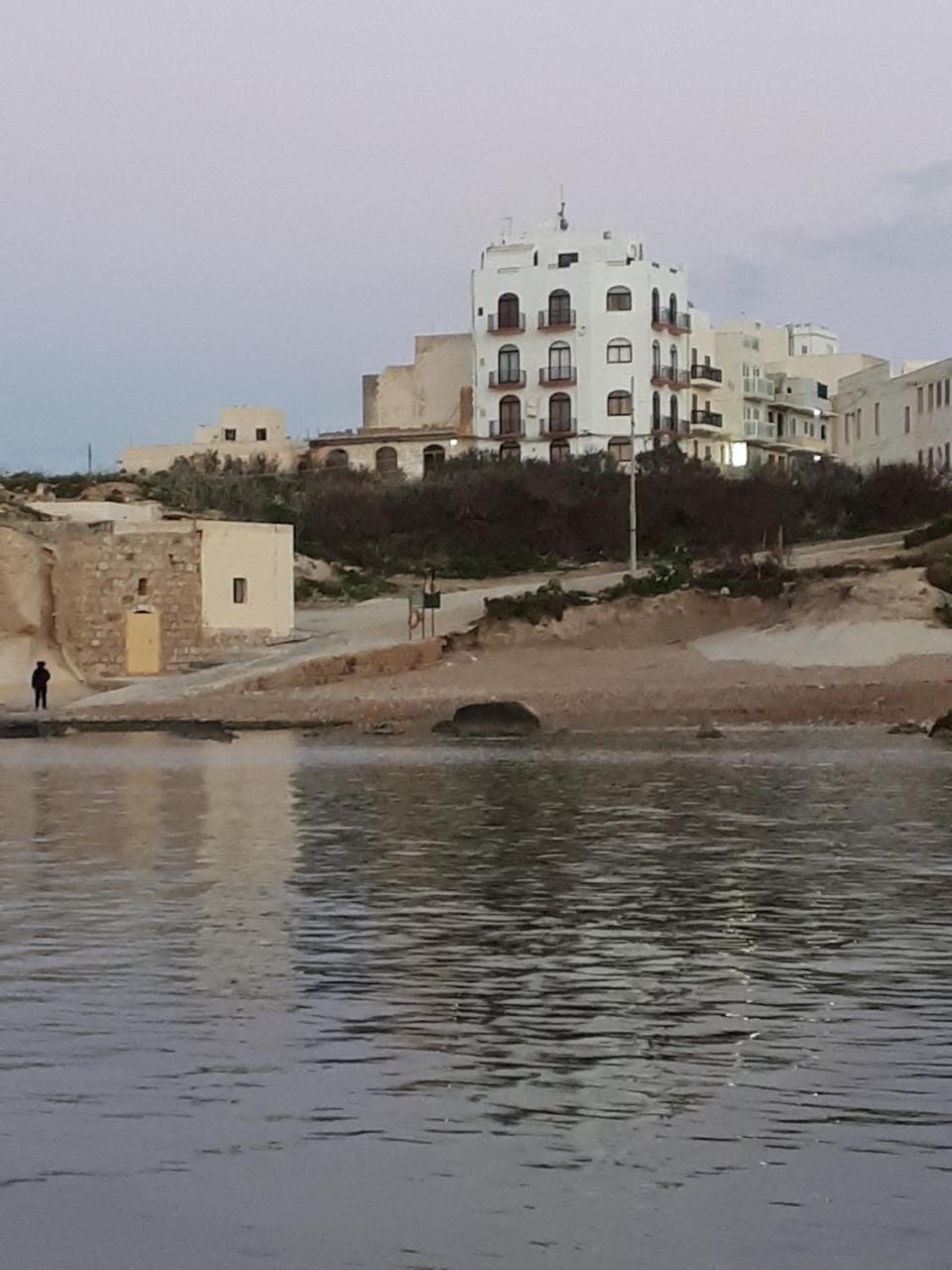 Sunset Seaview Accommodation Marsalforn Exterior foto