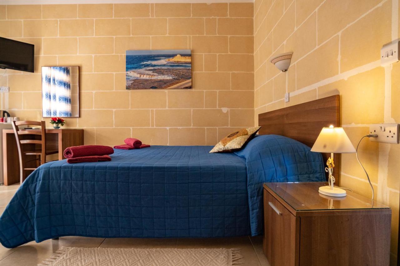 Sunset Seaview Accommodation Marsalforn Exterior foto